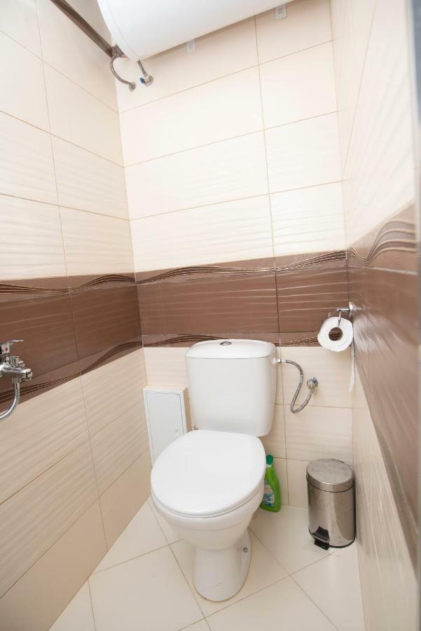 Lynn'S Oasis-Ocean Touch In Core Downtown Appartement Burgas Stad Buitenkant foto